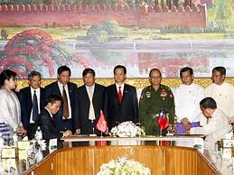 Vietnam dan Myanmar mendorong kuat kerjasama di banyak bidang - ảnh 2